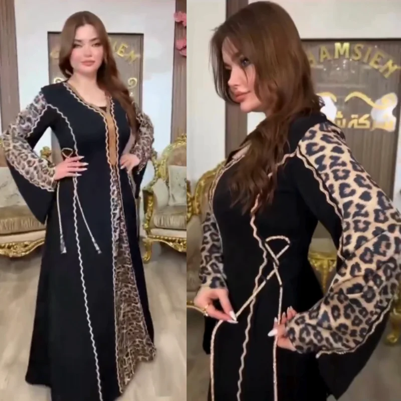 🖤 Abaya Égyptienne Chic et Raffinée en soie et motif Léopard