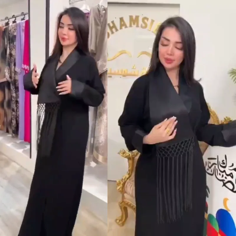 ✨ Abaya Élégante avec Détails Tressés – Style Moderne et Raffiné ✨