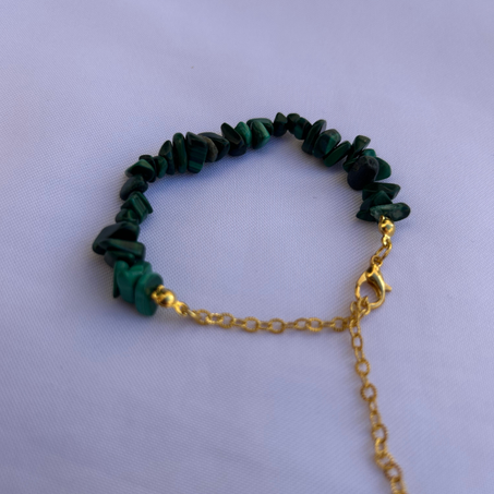 Bracelet en pierres de malachite