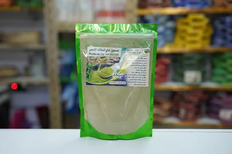 مسحوق شاي الماتشا الأخضر