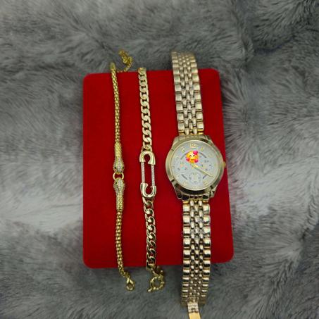 Montre avec gourmettes