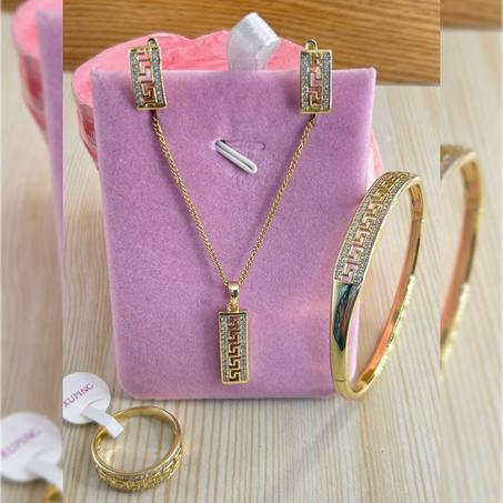 Ensemble 4 Pcs Xp versace m1