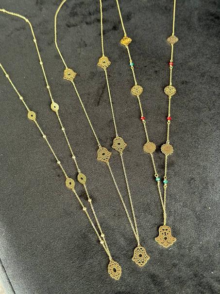 Deux Sautoirs en acier inoxydable