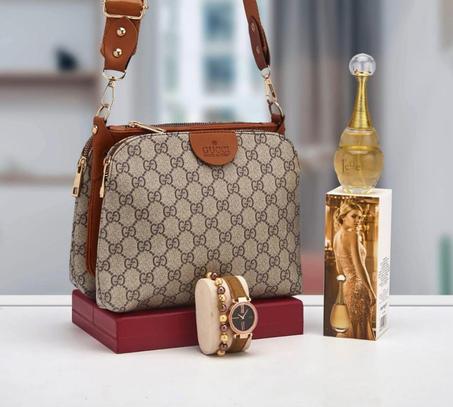 حقيبة يد نسائي