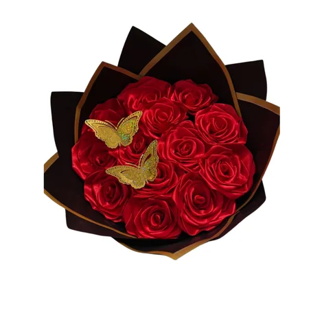 باقة ورد ساتان فاخرة – هدية مثالية لعيد الحب 💐❤️