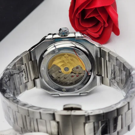 ✨ Patek Philippe Cubitus – AUTOMATIC