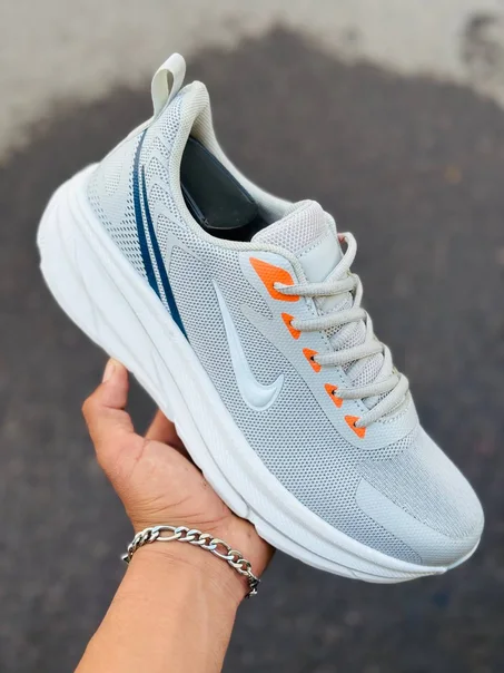 سبادريل نايك