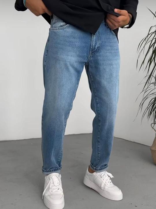 boyfriend jeans