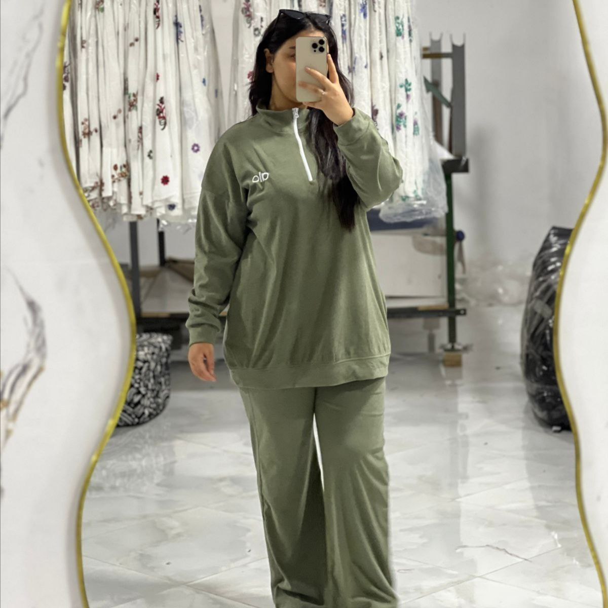 طقم رياضي نسائي 