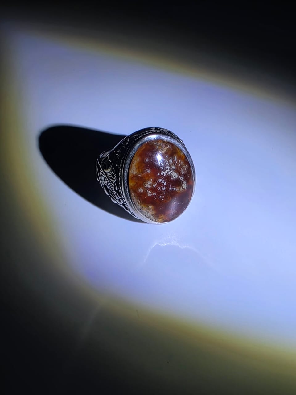 خاتم عقيق يمني مزعفر