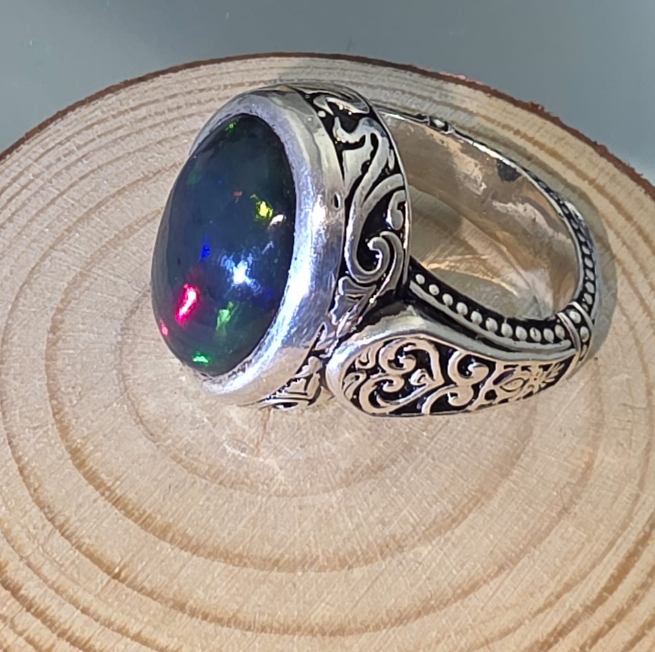 خاتم فضه سلجوقي بحجر من الاوبال الاثيوبي فول فاير