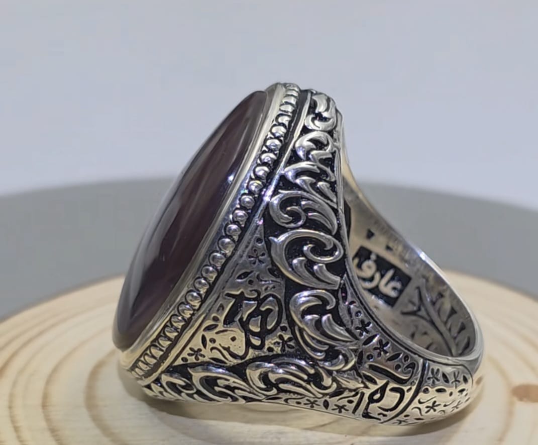 خاتم بحجر عقيق كرزي مزعفر