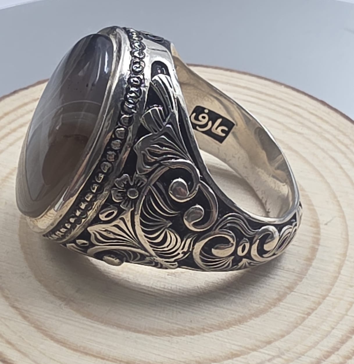 خاتم فضة بحجر عقيق جزع يمني مميز