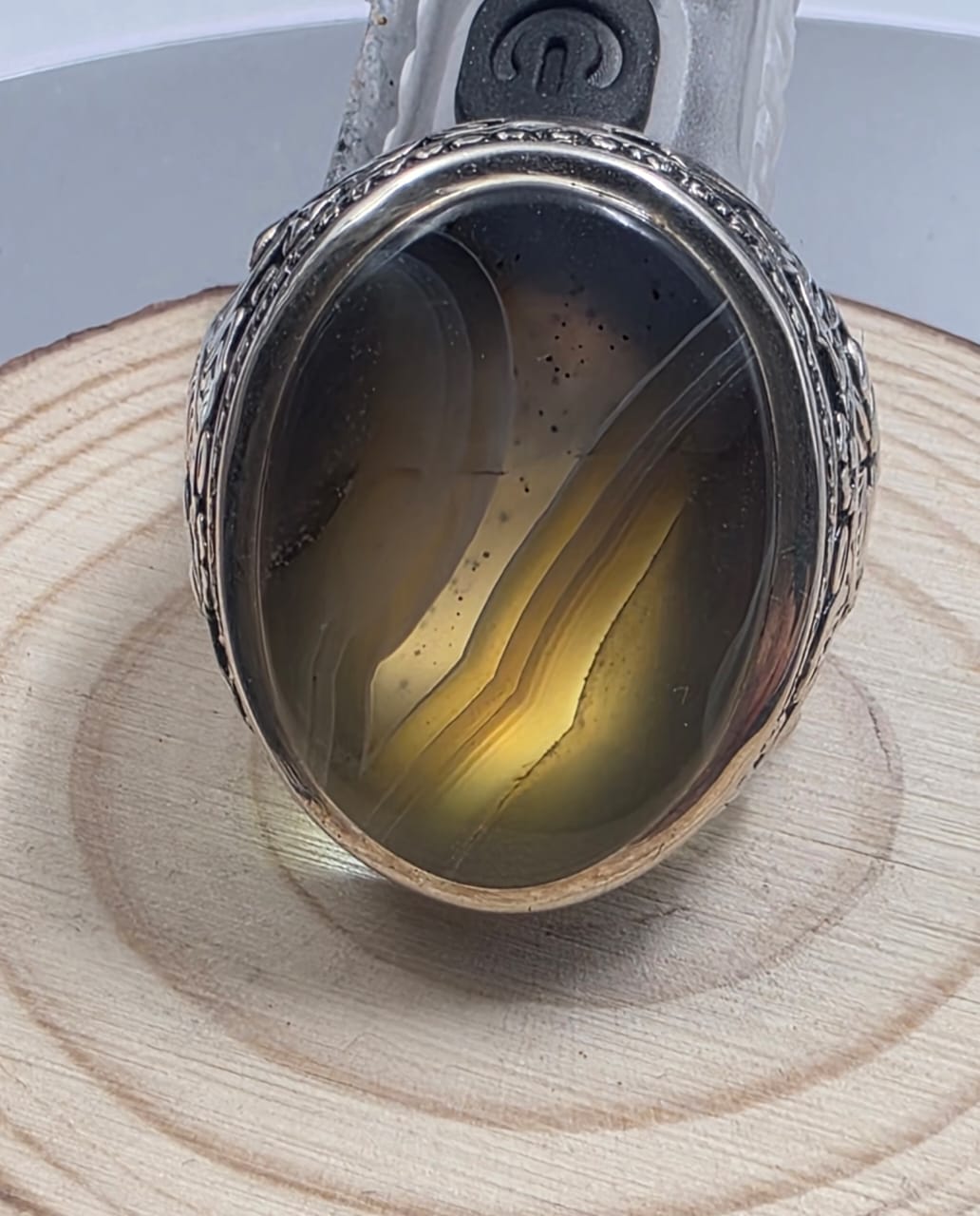 خاتم فضة بحجر عقيق جزع يمني مميز