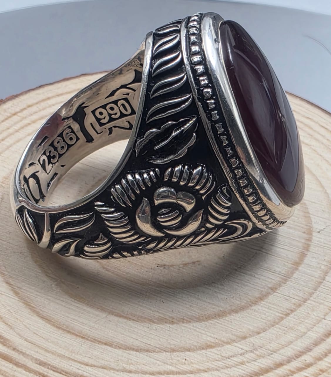 خاتم فضه بحجر عقيق كرزي مزعفر صياغة عارف المميره