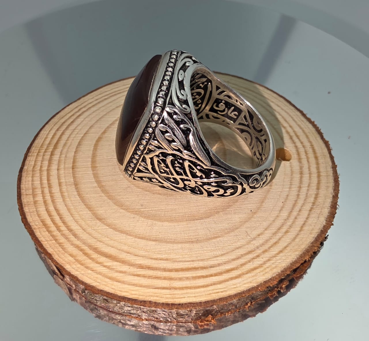 خاتم مربع بحجر عقيق كرزي درجه اولا