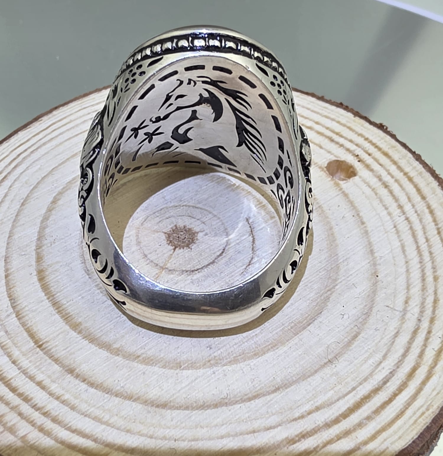 خاتم فضه رجالي بحجر عقيق اصفر شرف الشمس