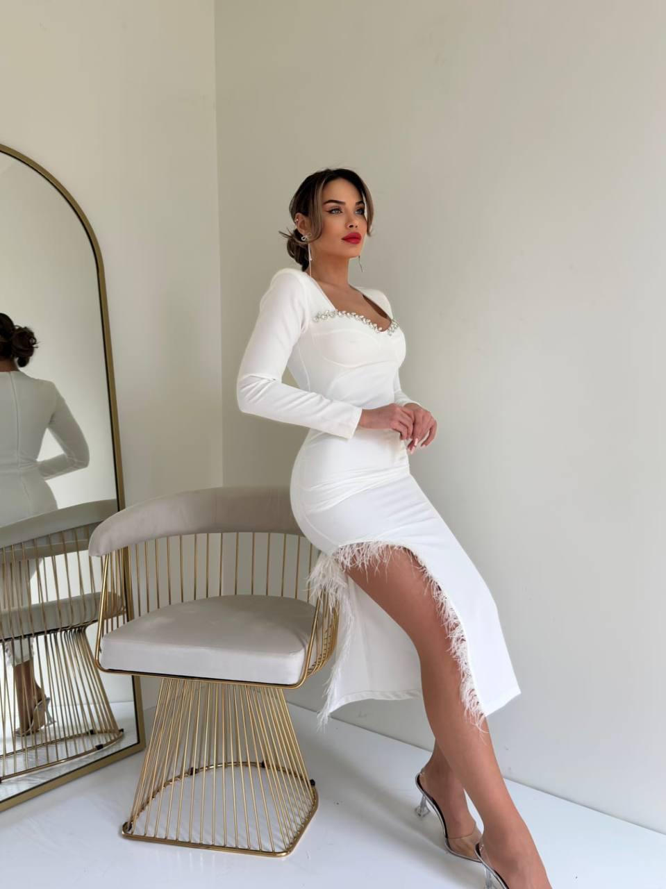 فستان  بأكمام طويلة ابيض3