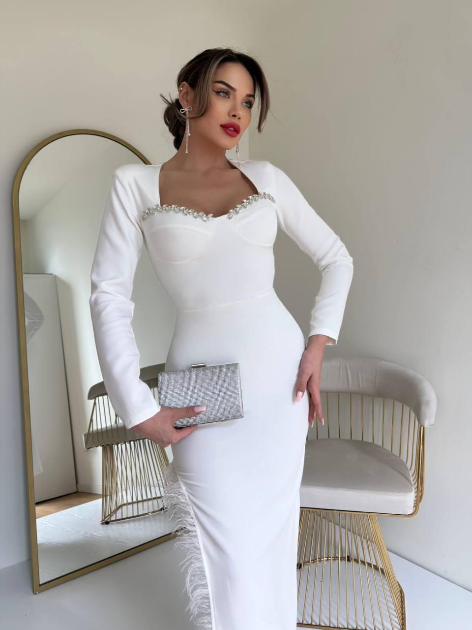 فستان  بأكمام طويلة ابيض3