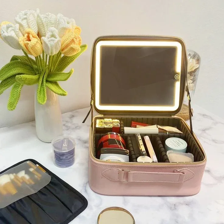 LED Makeuptrain case