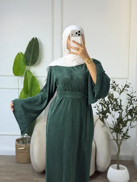 ✨ Robe Plissée Évasée