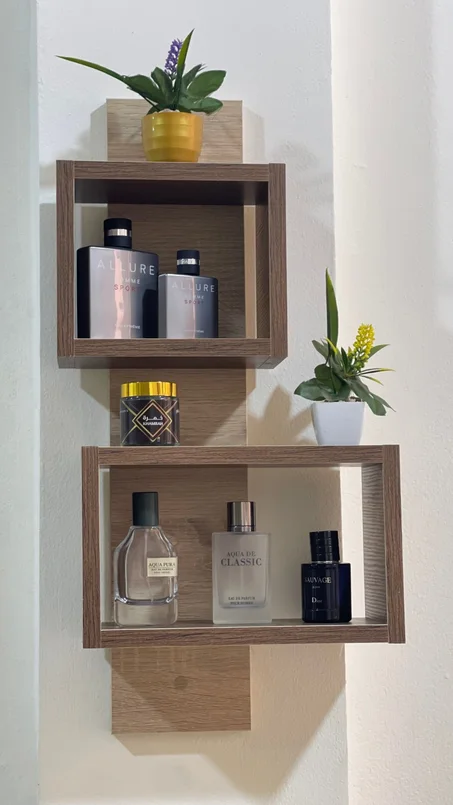 رفوف عصرية مربعة