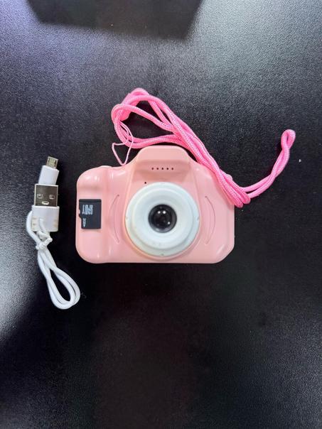 CAMERA ENFANT + CARTE MEMOIRE