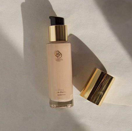 GIORDANI GOLD ( fond de teint