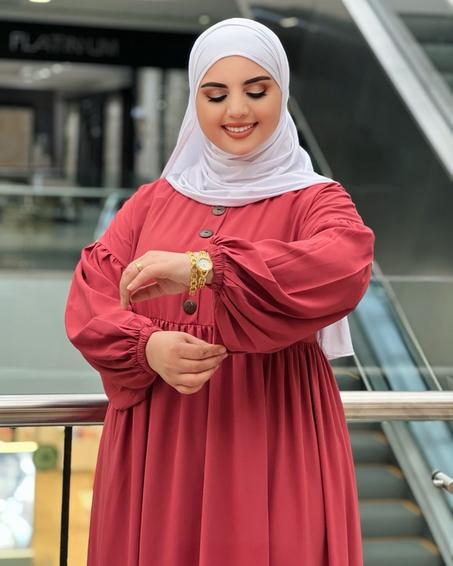 عباية نسائية فاخرة لهذا الموسم