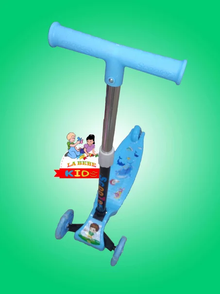 دراجة trottinette للأطفال من نوع scooter