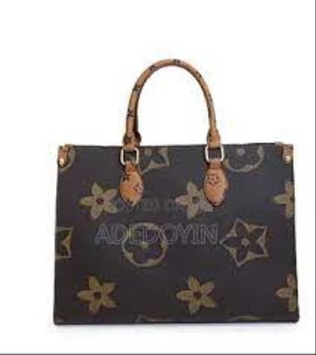 حقيبة الأناقة من علامة REGLON