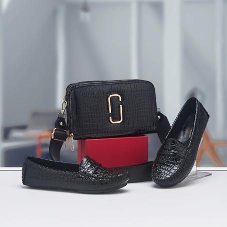 باك نسائي مكون من حقيبة راقية مع مكسان بجميع المقاسات