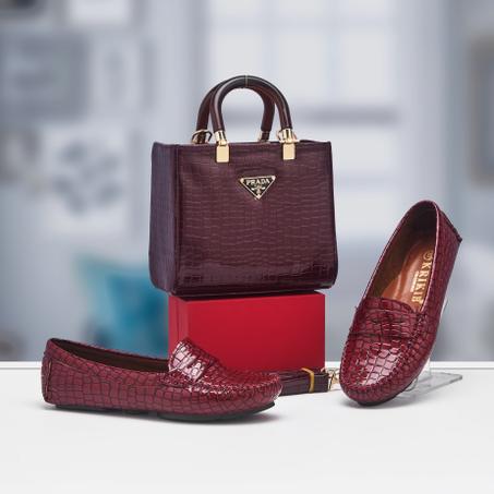 باك نسائي مكون من حقيبة راقية مع مكسان بجميع المقاسات