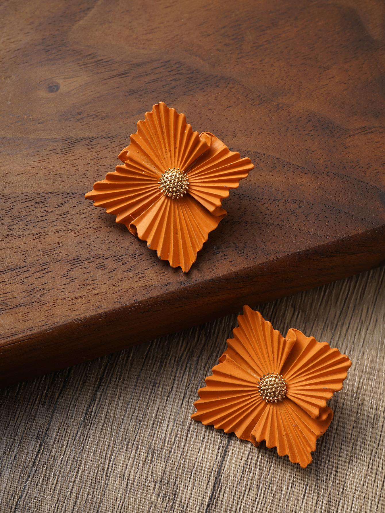 Deux paires/ensemble de boucles fleurs