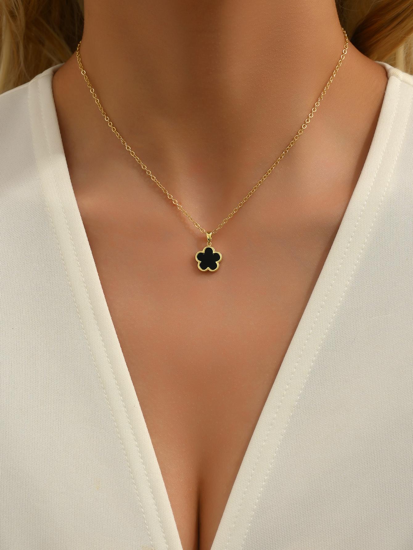 Collier à pendentif fleur