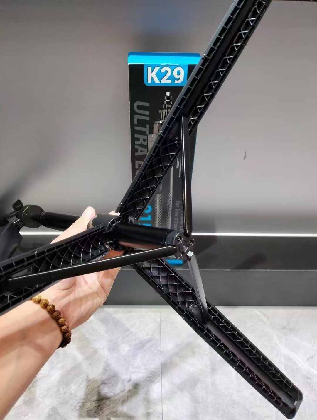 Trépied multifonction K29 pour téléphone et caméra