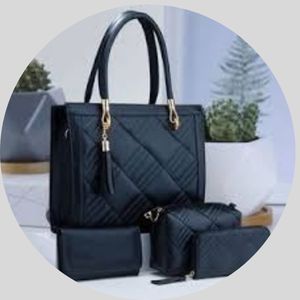 مجموعات الحقائب النسائية