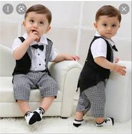 ملابس اطفال