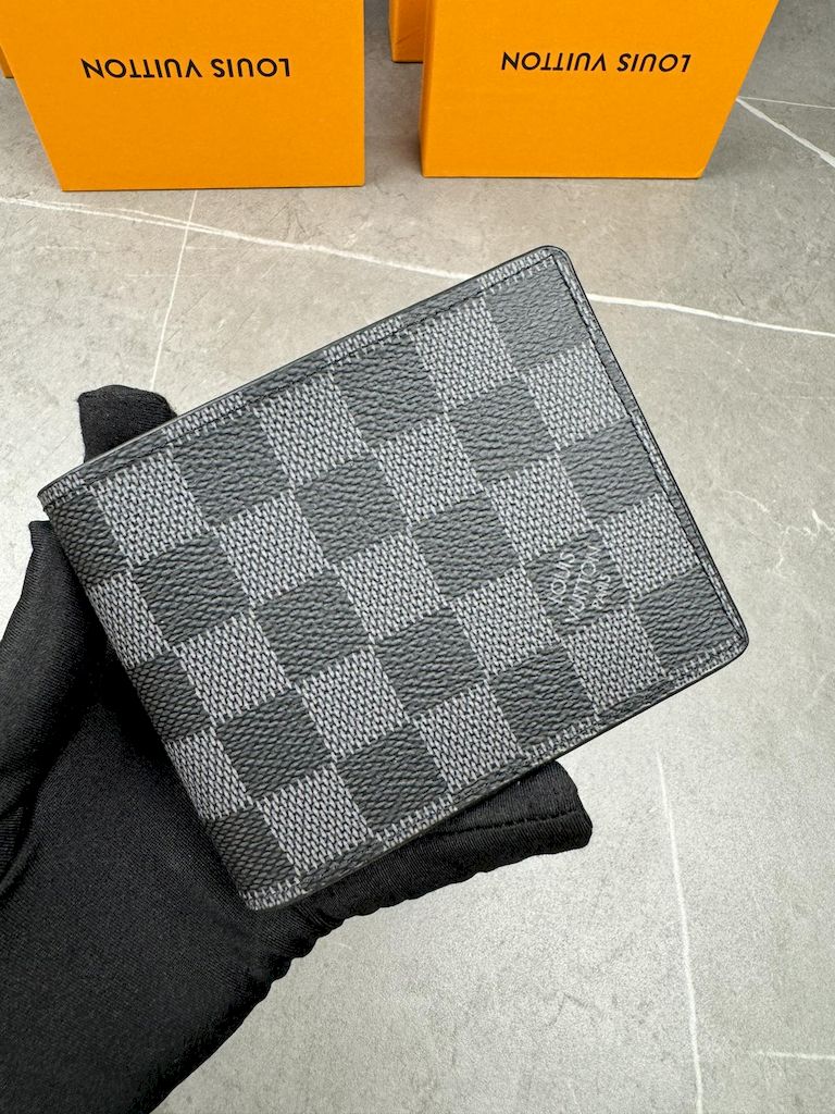 Louis Vuitton Wallet For Men 120