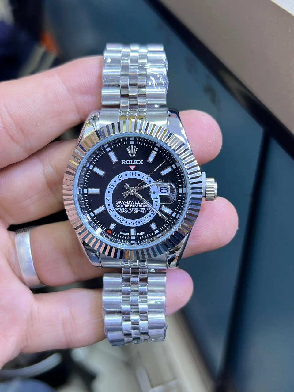 Rolex  SKY-DWELLER