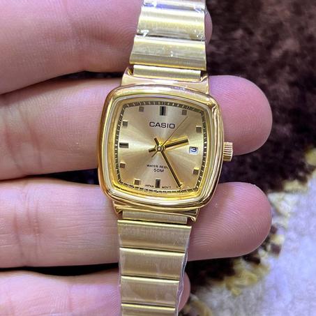 Casio Women's Analog Wrist Watch
