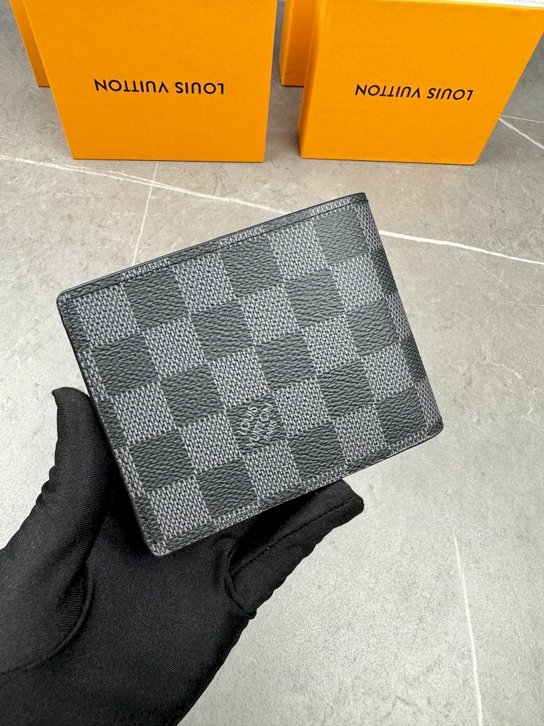 Louis Vuitton Wallet For Men 120