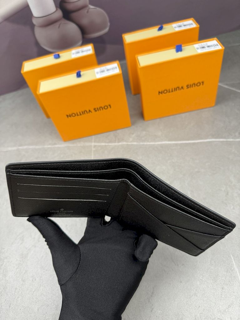 Louis Vuitton Wallet For Men 120