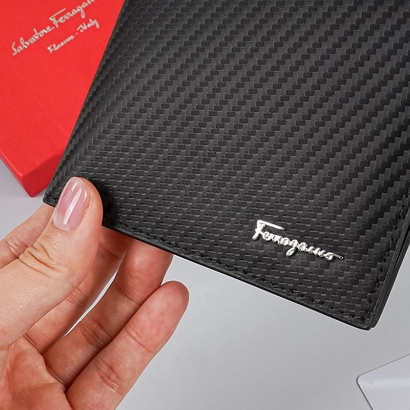 Salvatore Ferragamo - Gancio Embossed Bi-fold Wallet