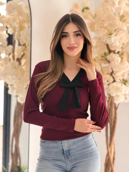 ملابس نسائية