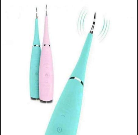 جهاز لتنظيف وتبيض الأسنان