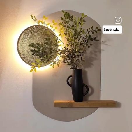 الكادر مضيئ