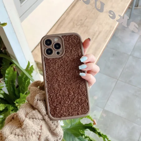 THEODORA IPHONE CASE