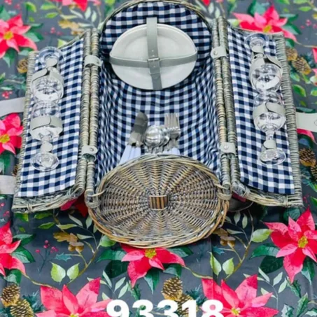 panier pique nique pour -4 personnes