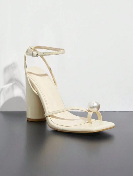 SHUZIA Sandales à talon rond avec gros perle- pointure 42/43